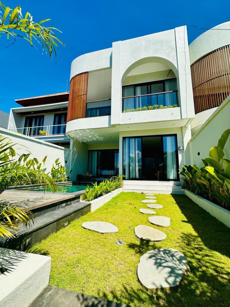 Villa in Ungasan, Indonesia, 180 m² - picture 1