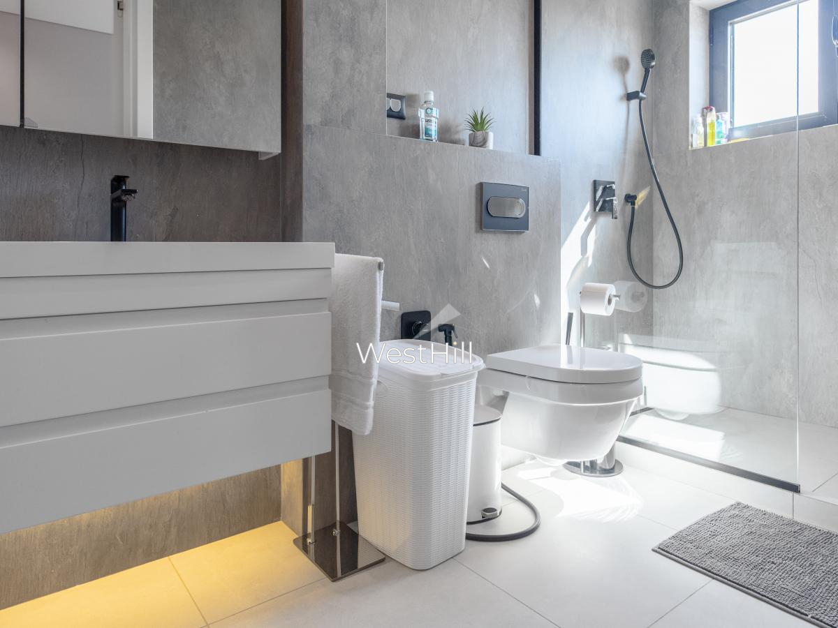 House in Kavac, Montenegro, 180 m² - picture 15