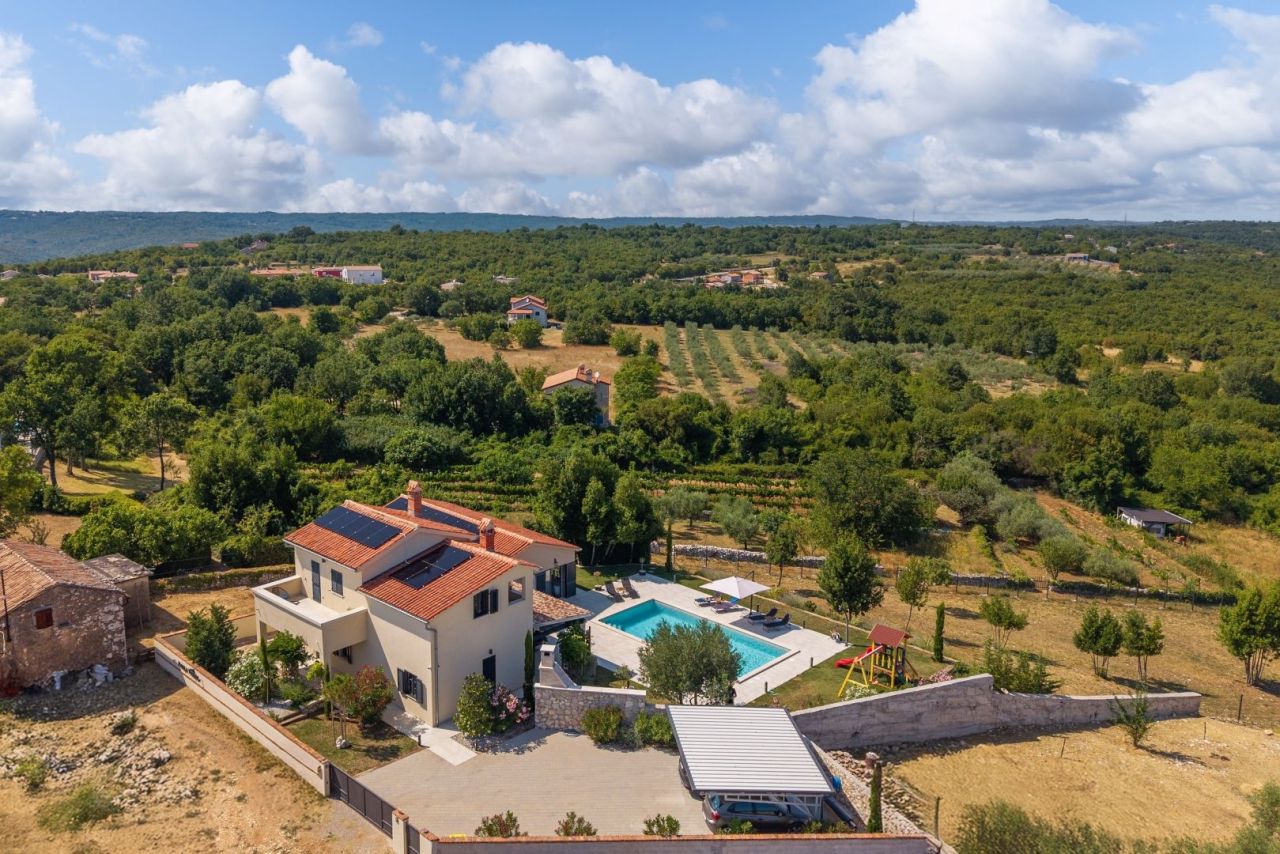 Villa in Labin, Croatia, 273 m² - picture 2