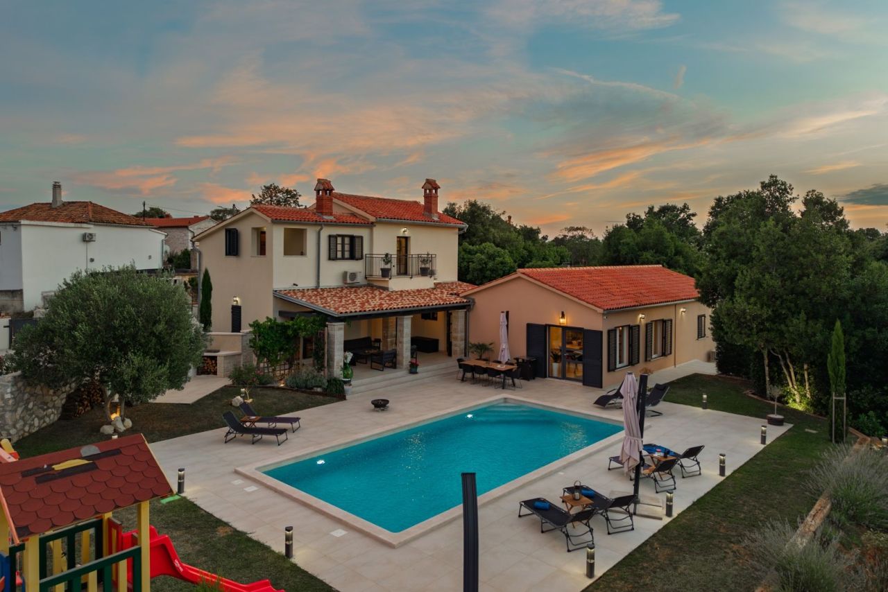 Villa in Labin, Croatia, 273 m² - picture 12