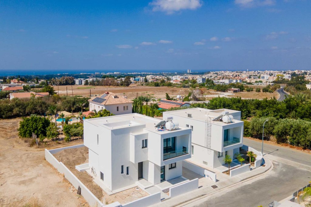 Flat in Paphos, Cyprus, 193 m² - picture 1