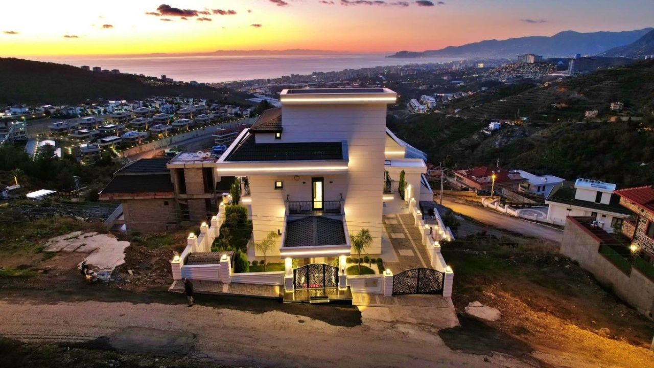 Villa in Alanya, Turkey, 300 m² - picture 2