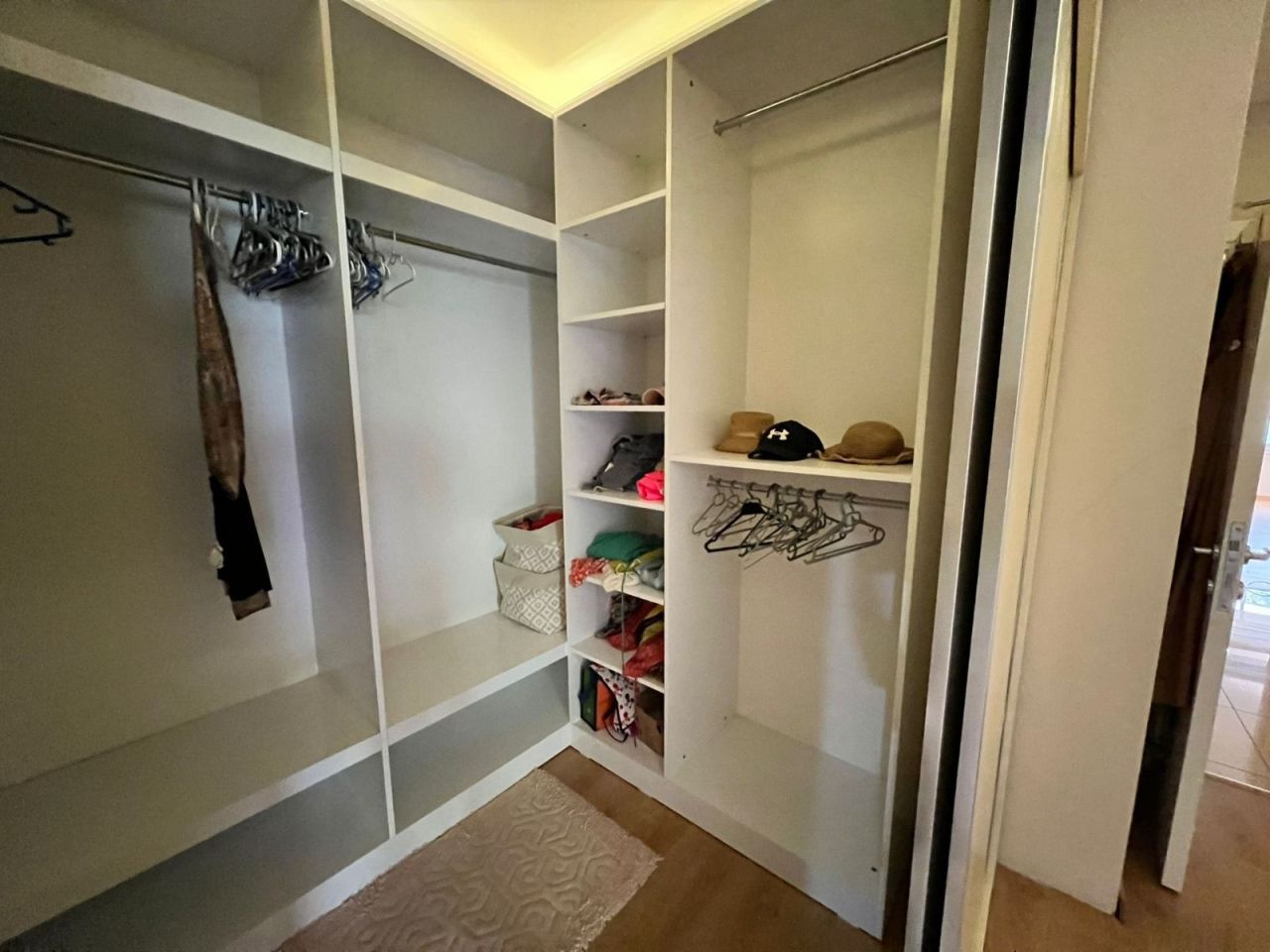 Apartment in Alanya, Turkey, 400 m² - picture 15