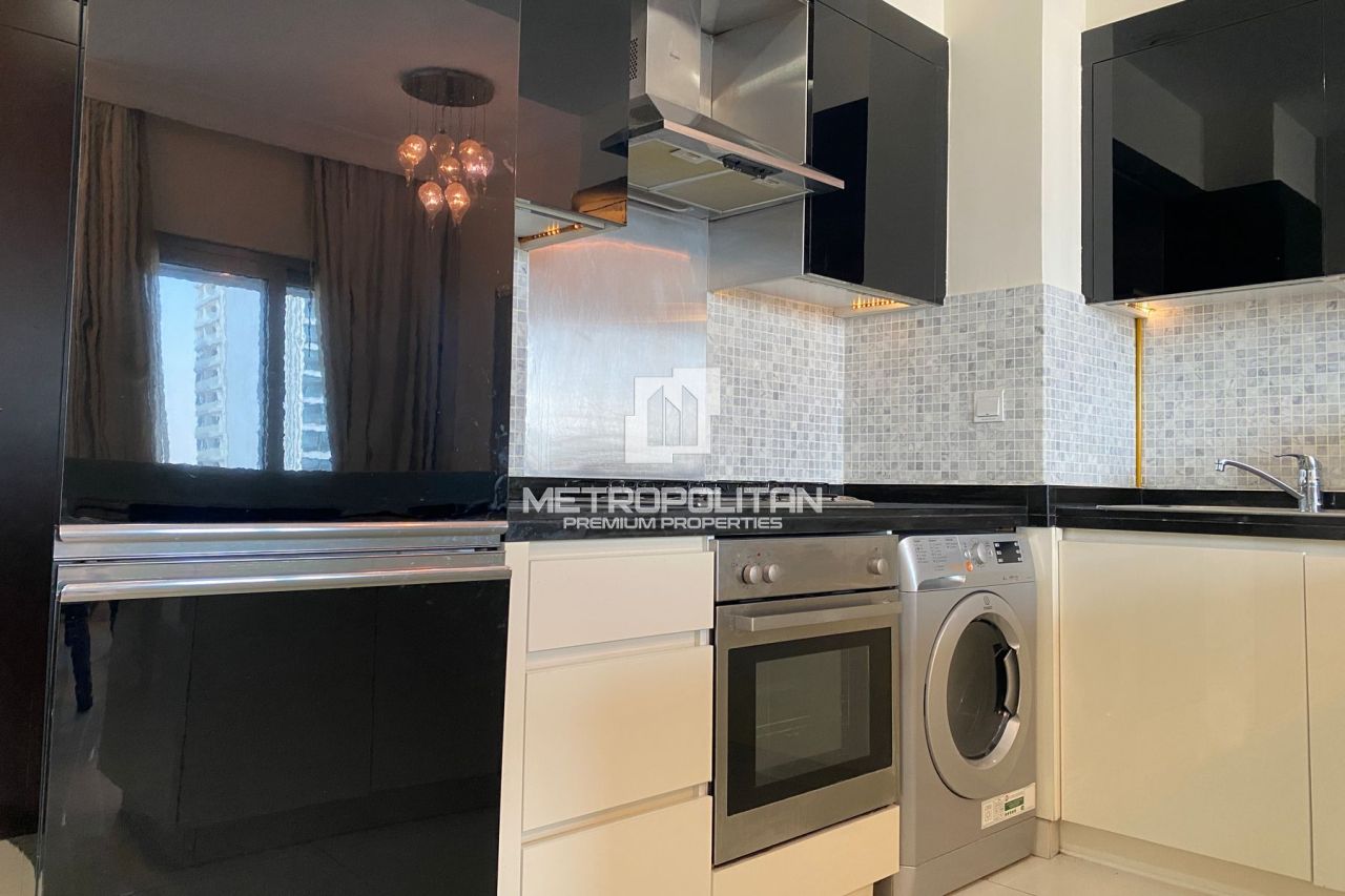 Apartment in Dubai, UAE, 82 m² - picture 4