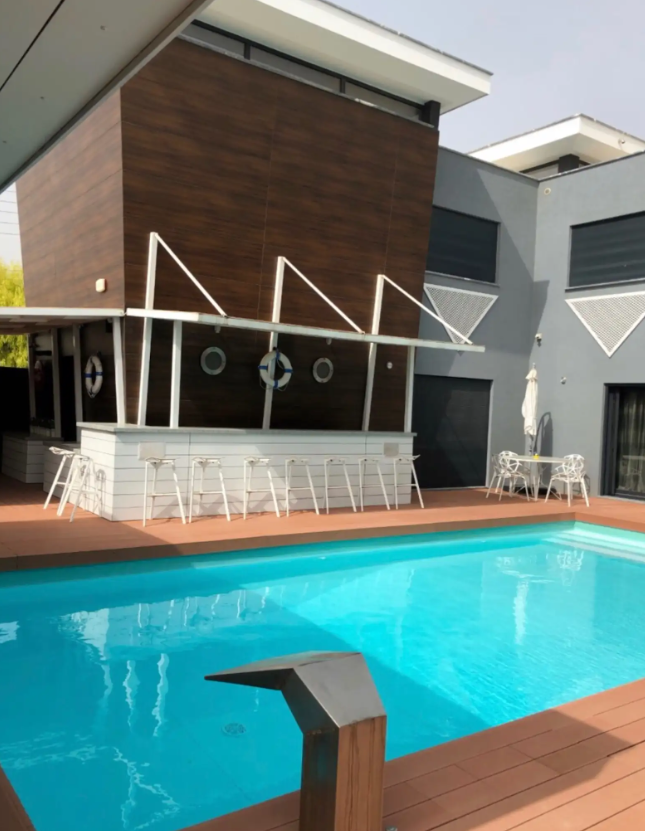 Casa en Kolossi, Chipre, 610 m² - imagen 1