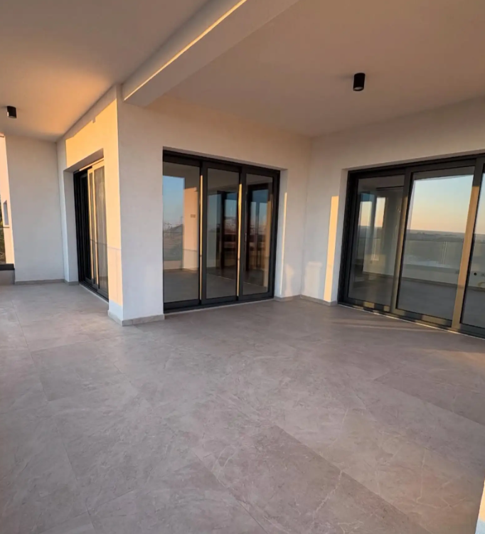 Apartment in Limassol, Cyprus, 150 m² - picture 2