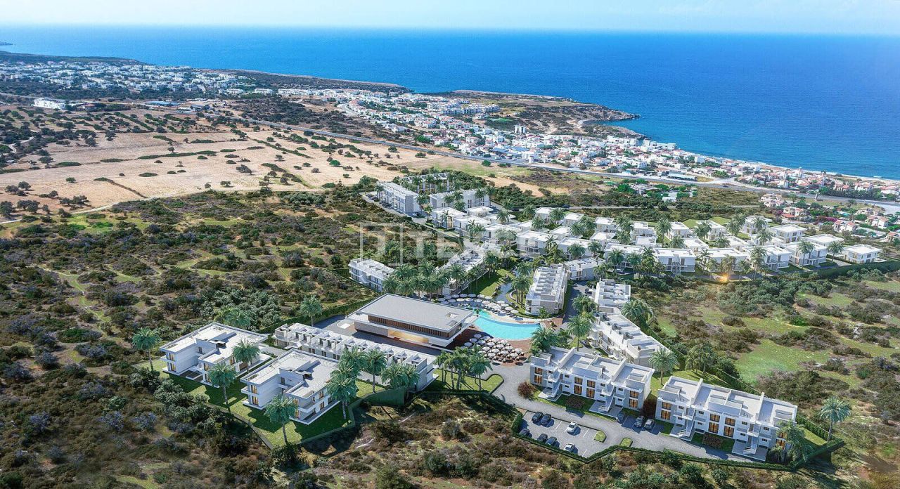 Penthouse in Kyrenia, Cyprus, 89 m² - picture 1