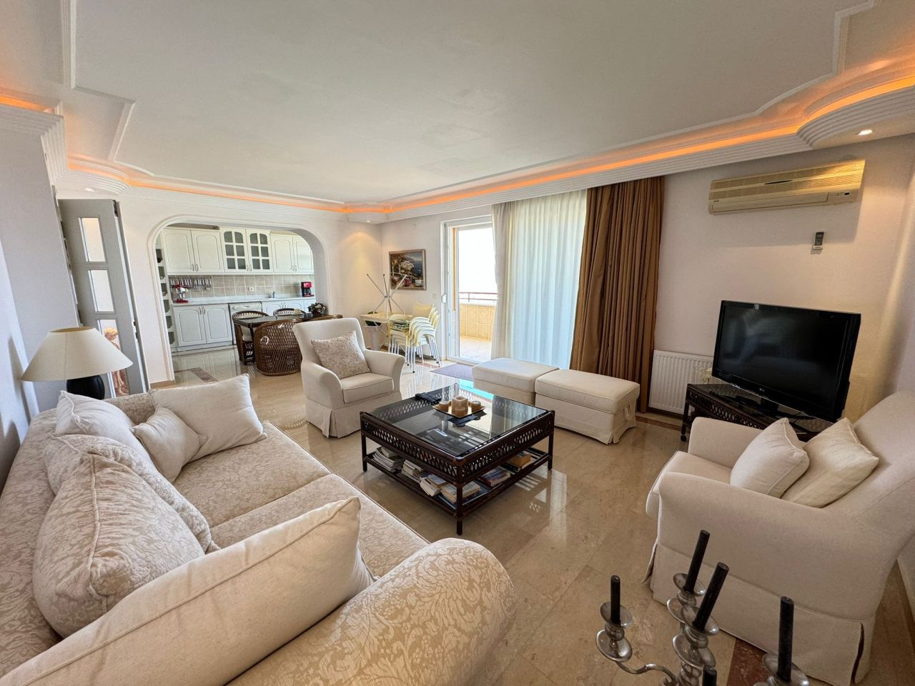 Apartamento en Alanya, Turquia, 270 m² - imagen 1