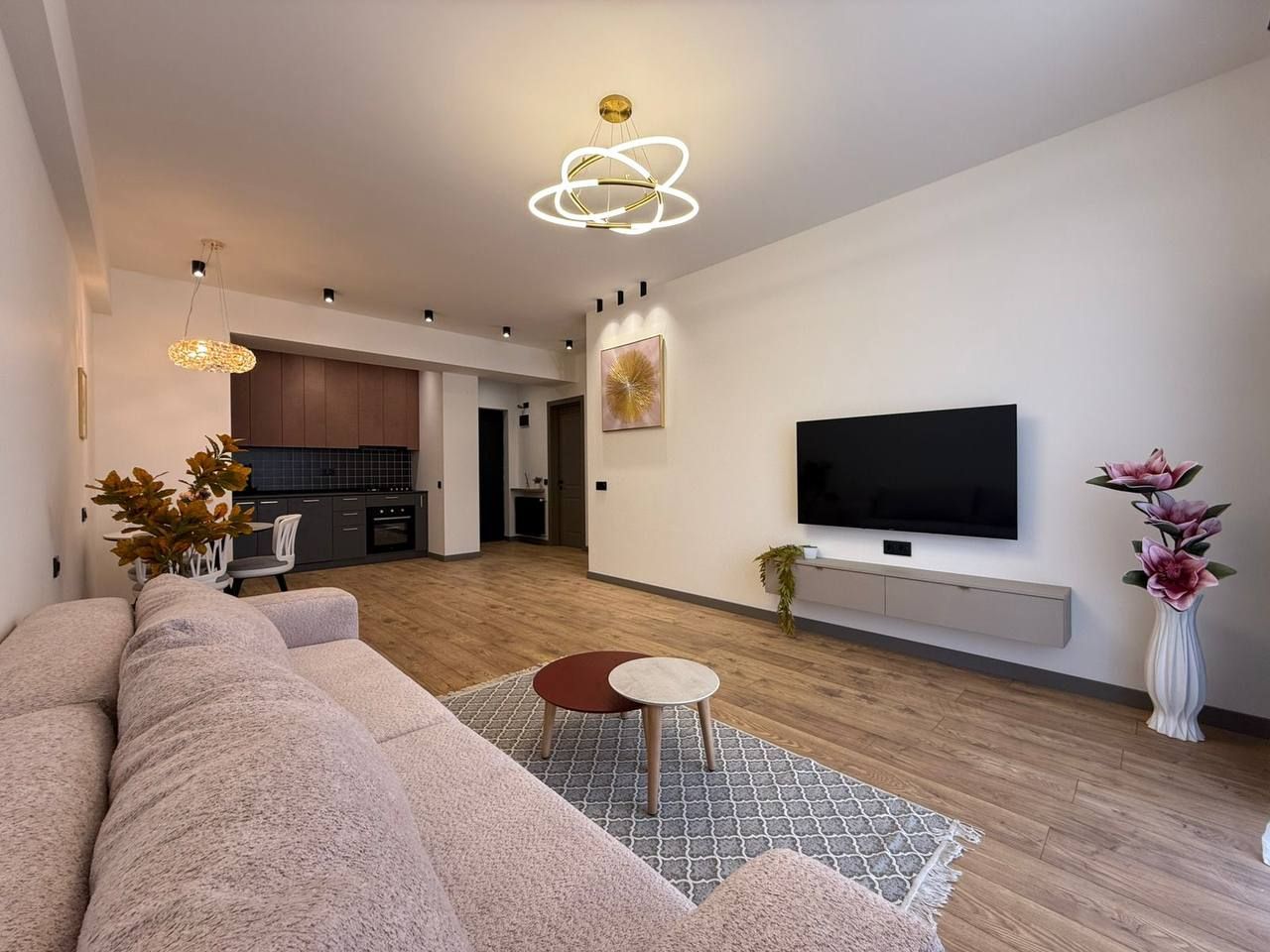 Piso en Tbilisi, Georgia, 58 m² - imagen 1