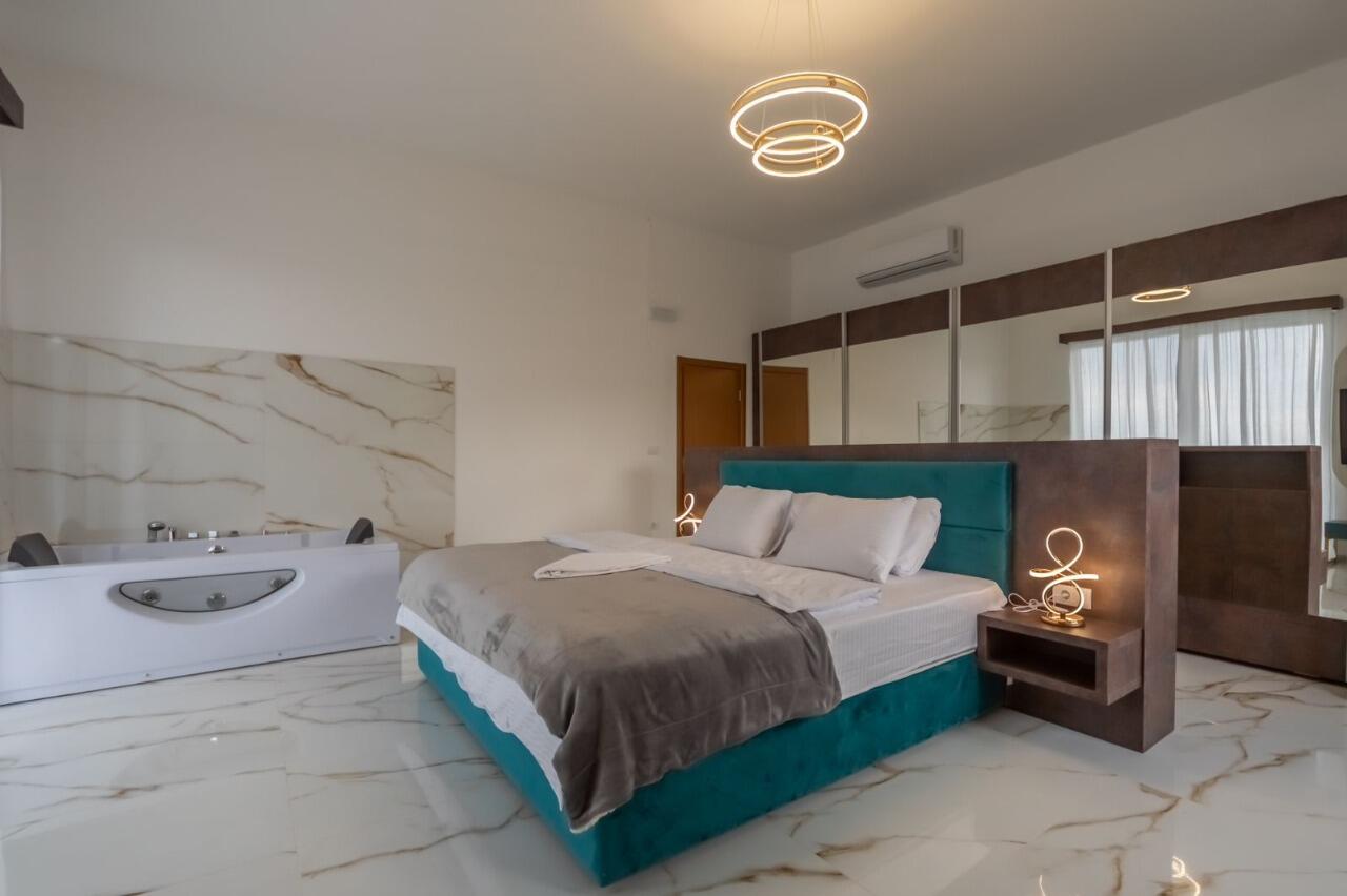 House in Dobra Voda, Montenegro, 318 m² - picture 3