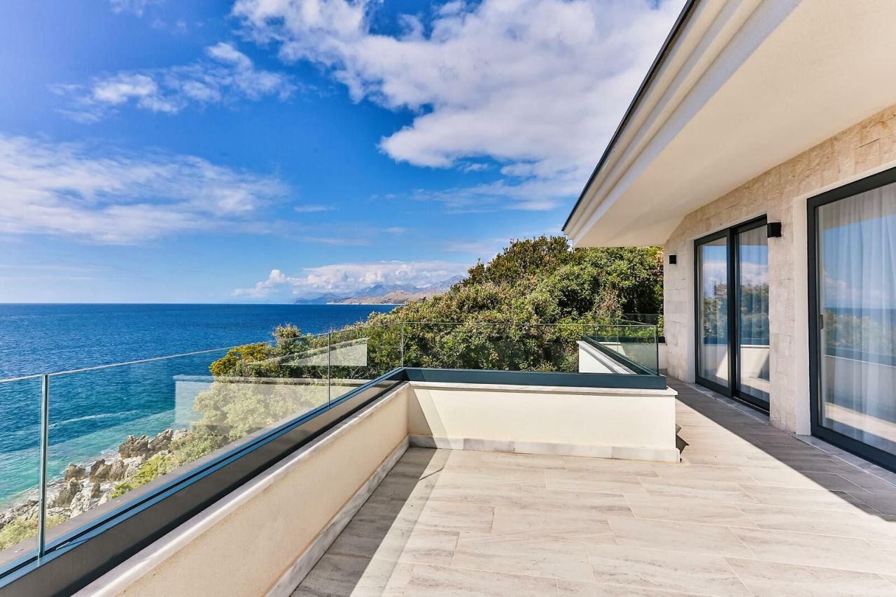 Casa a Utjeha, Montenegro, 285 m² - foto 3