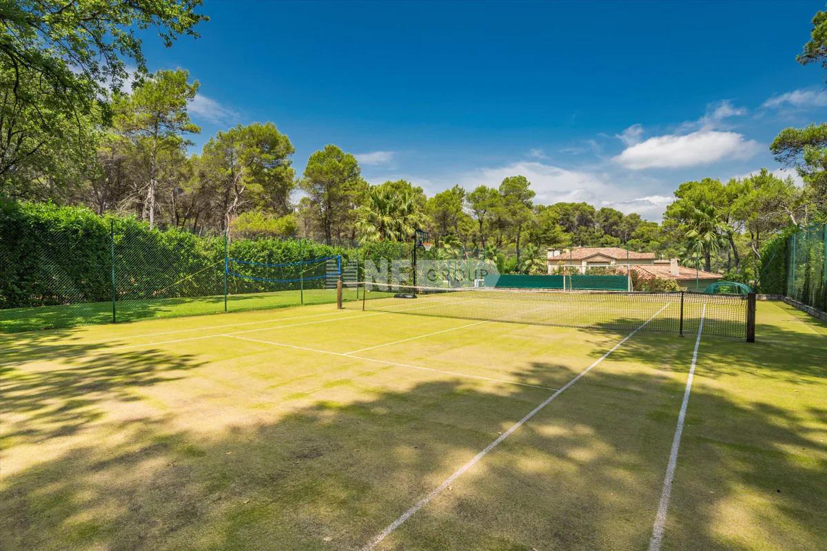Villa a Mougins, Francia, 750 m² - foto 3