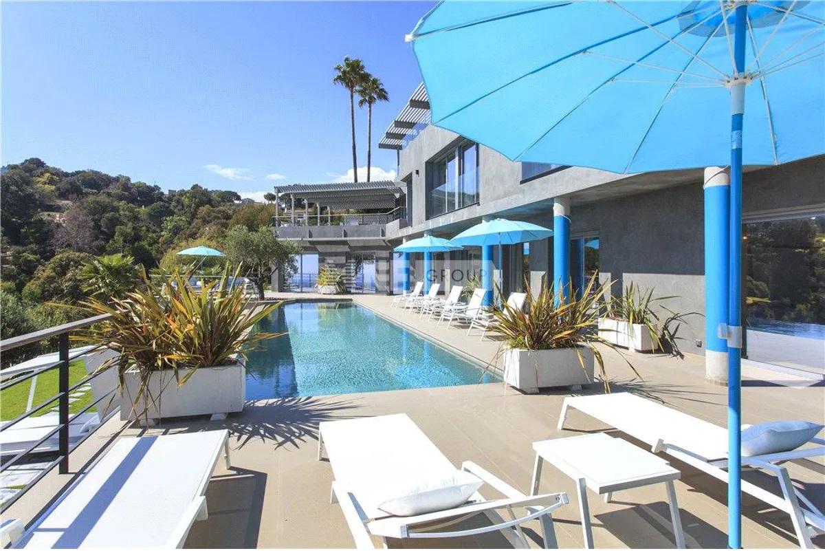 Mansion in Cannes, France, 587 m² - picture 3