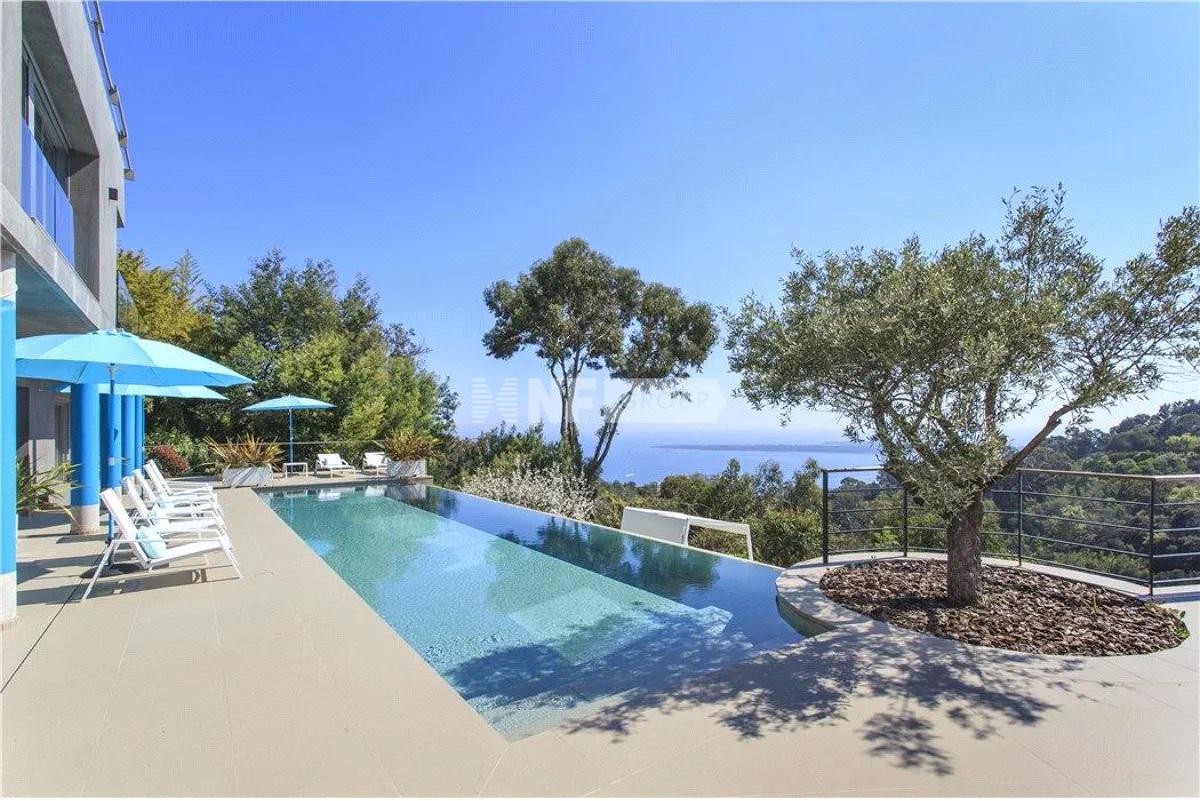 Mansion in Cannes, France, 587 m² - picture 4