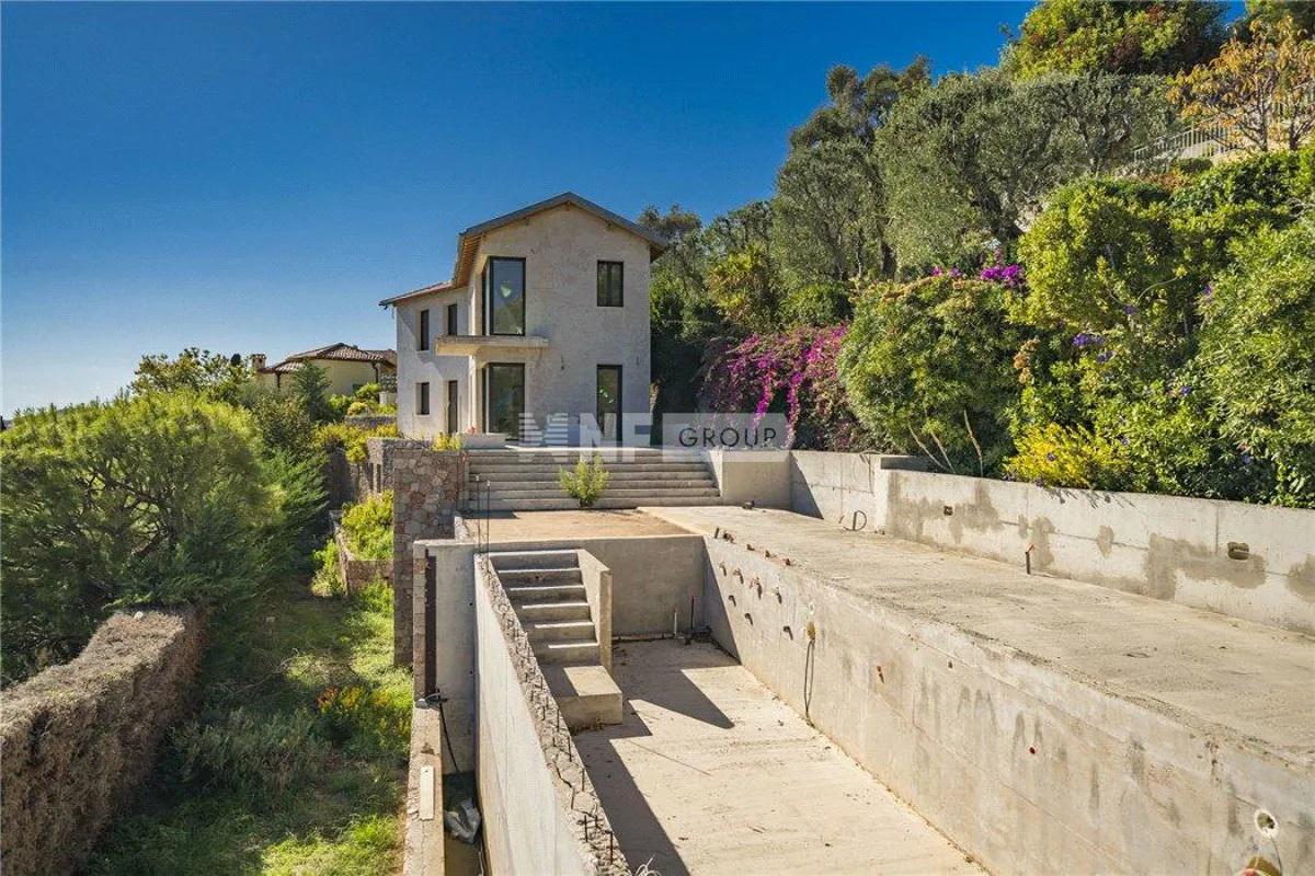 Villa in Beaulieu-sur-Mer, France, 320 m² - picture 4