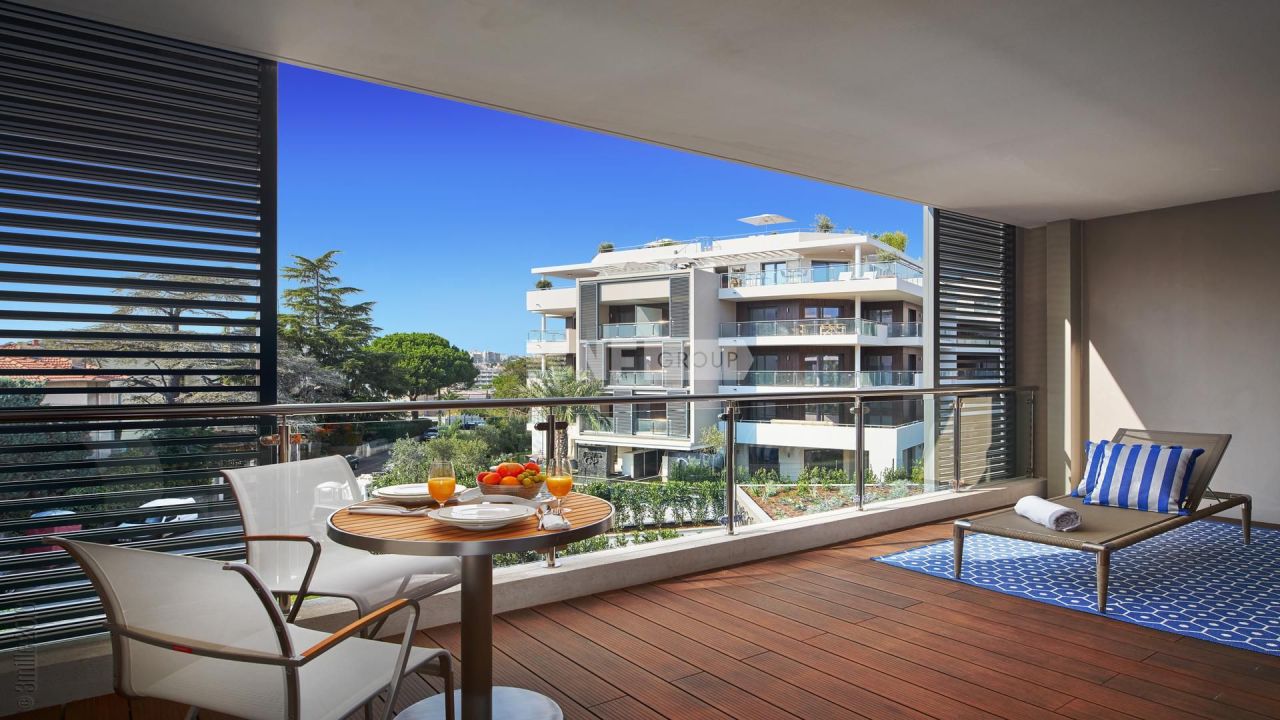 Apartment in Cap d'Antibes, France, 93 m² - picture 4