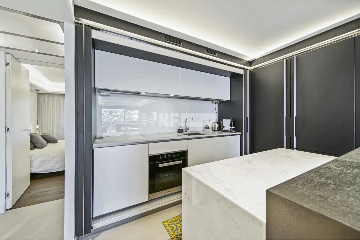 Apartment in Cannes, France, 100 m² - picture 7