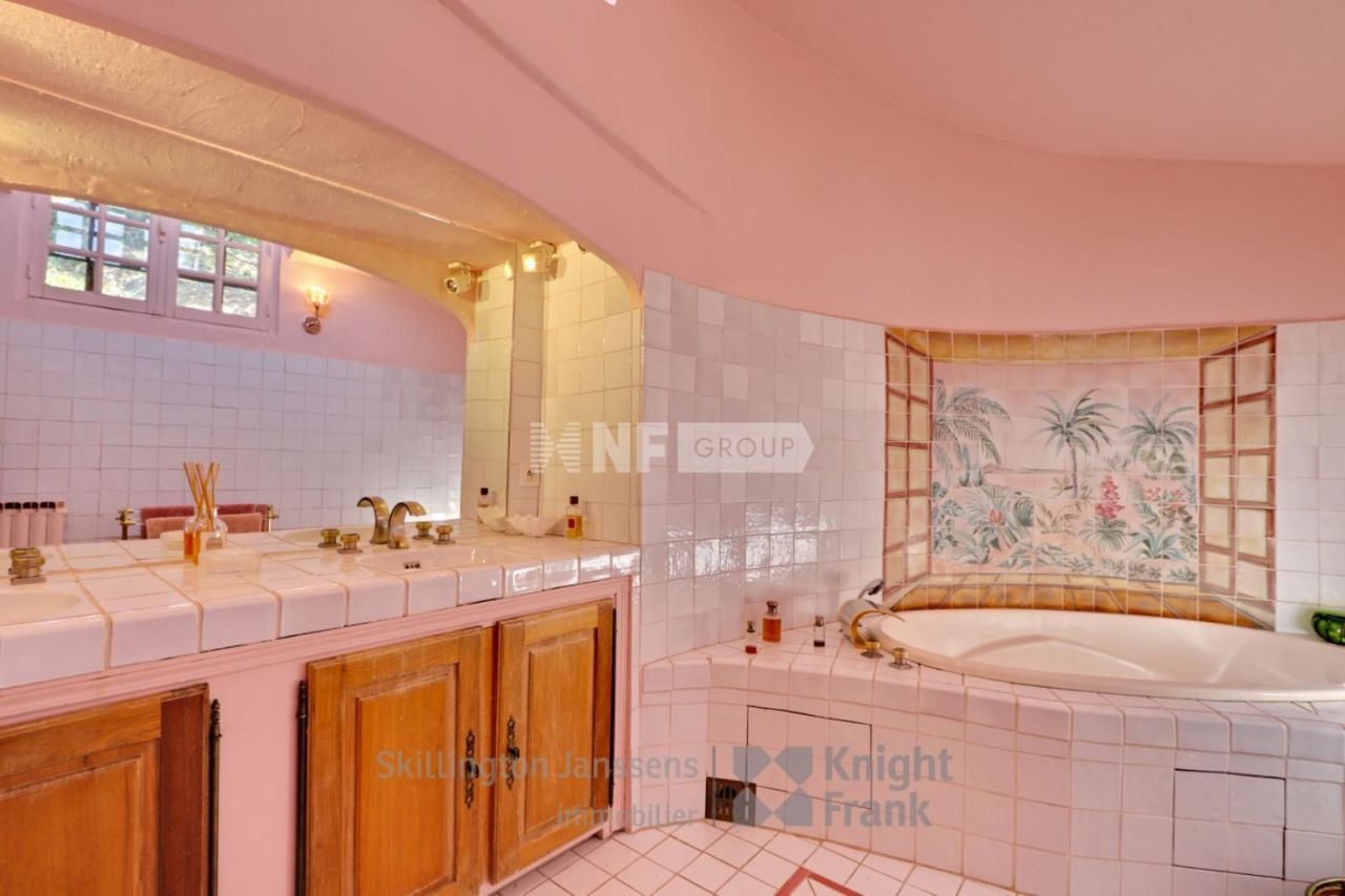 Villa in La Garde-Freinet, Frankreich, 235 m² - Foto 9