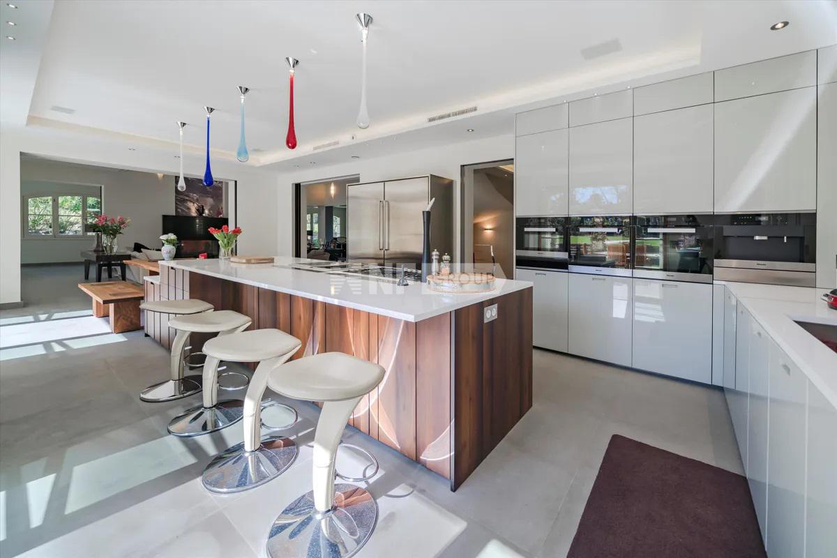 Villa a Mougins, Francia, 750 m² - foto 9