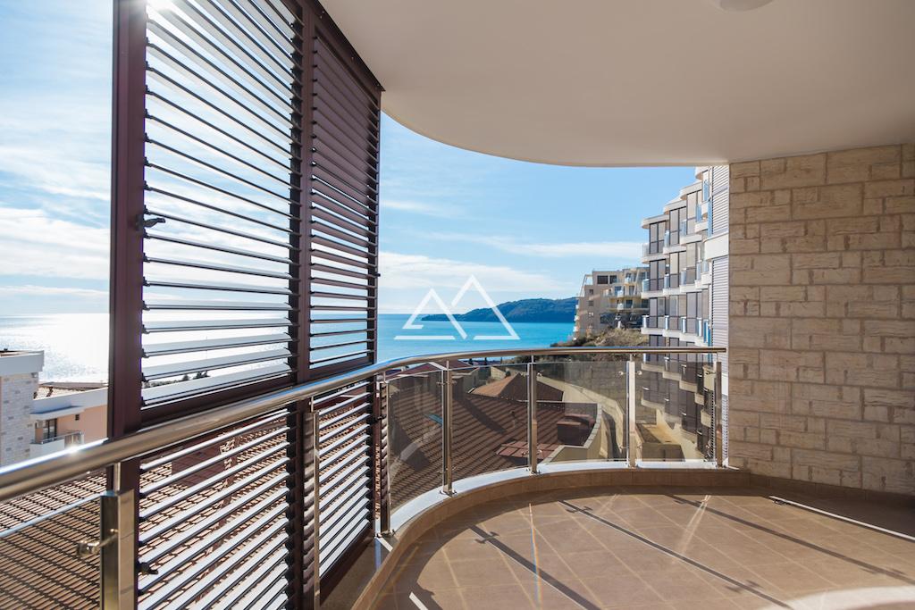 Apartamento en Becici, Montenegro, 95 m² - imagen 1
