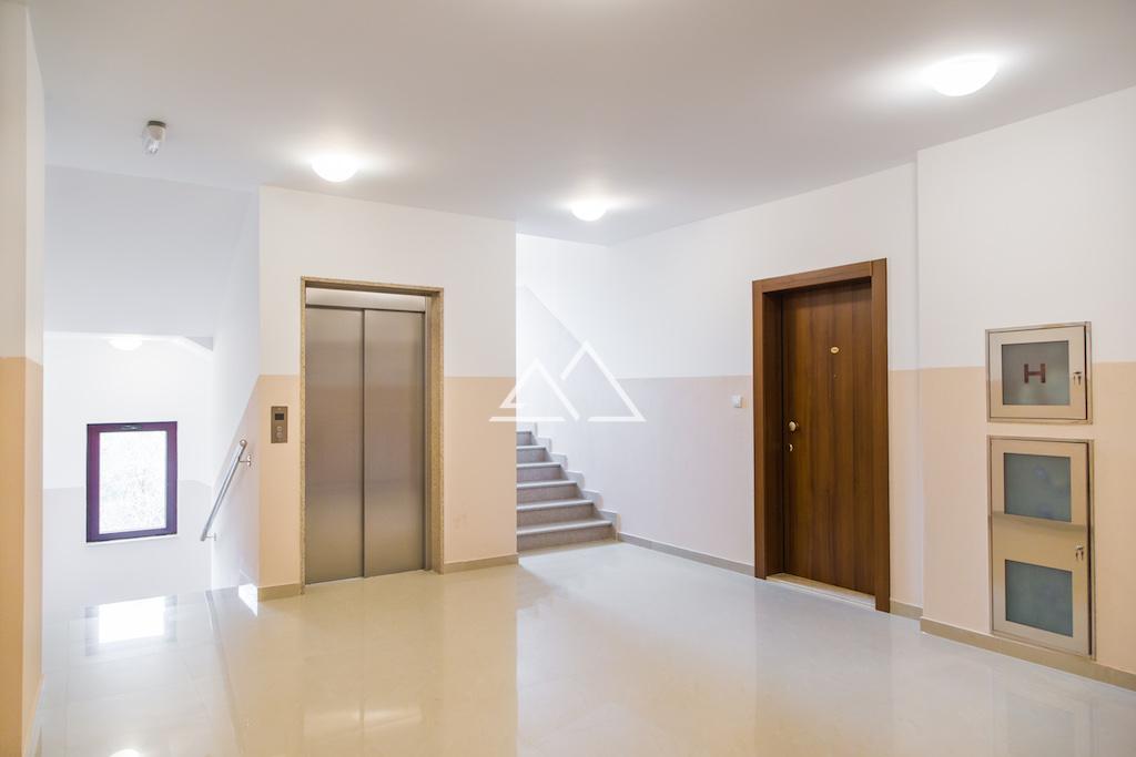 Appartamenti a Becici, Montenegro, 95 m² - foto 8