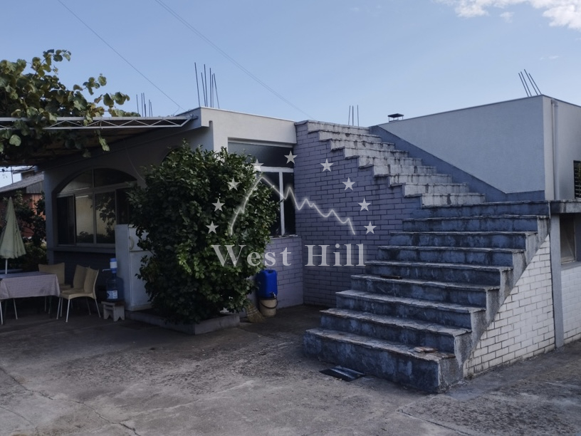 Casa en el Bar, Montenegro, 94 m² - imagen 1