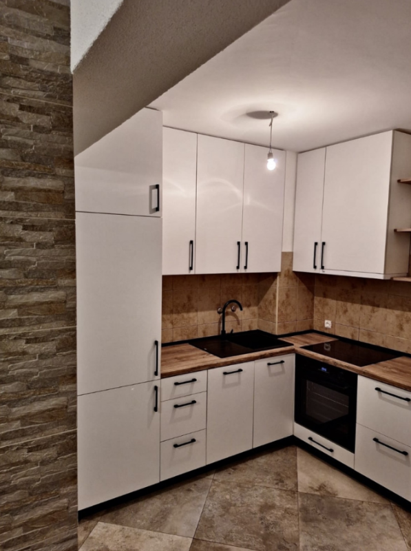 Wohnung in Tivat, Montenegro, 52 m² - Foto 1