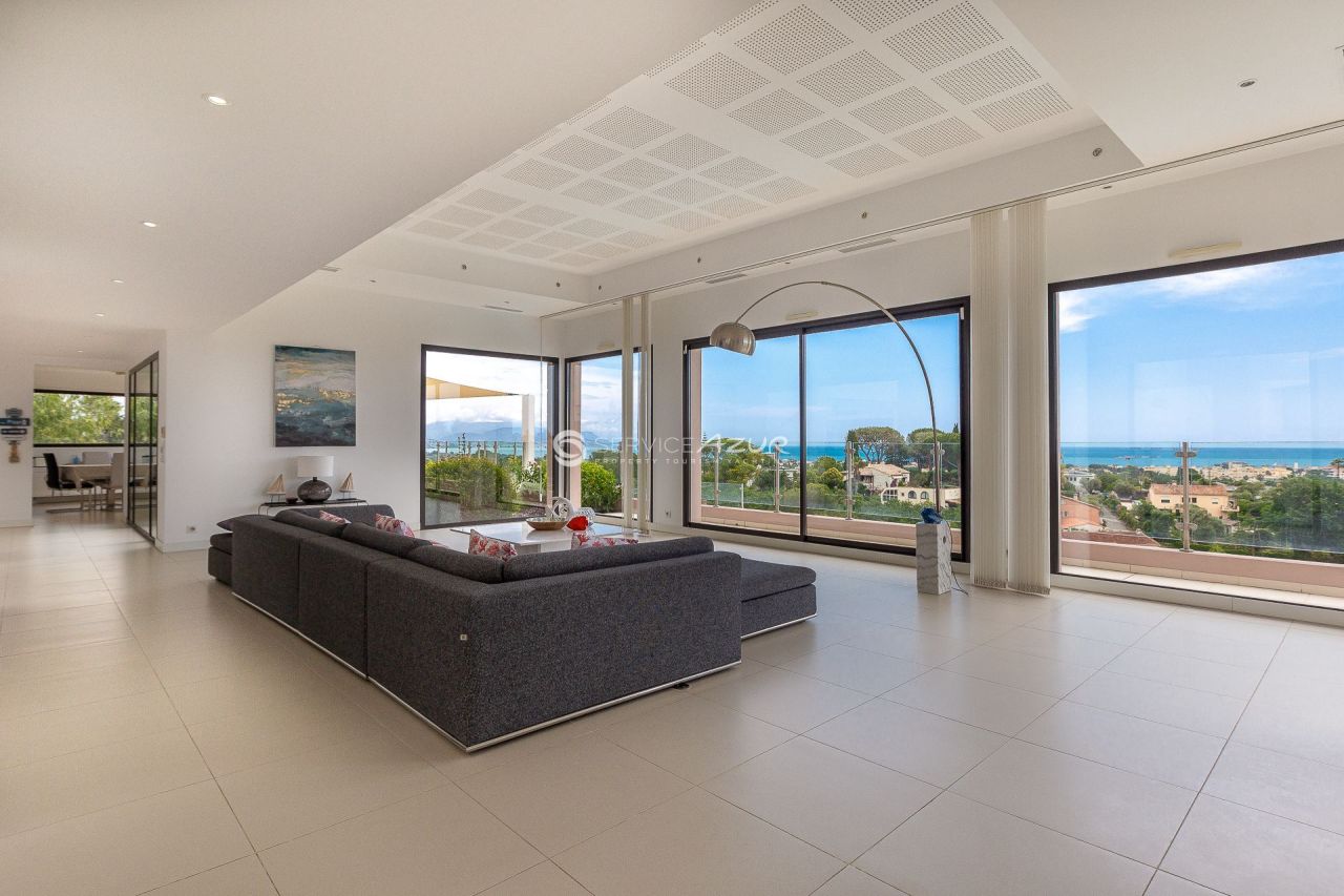 Villa à Antibes, France, 240 m² - image 10