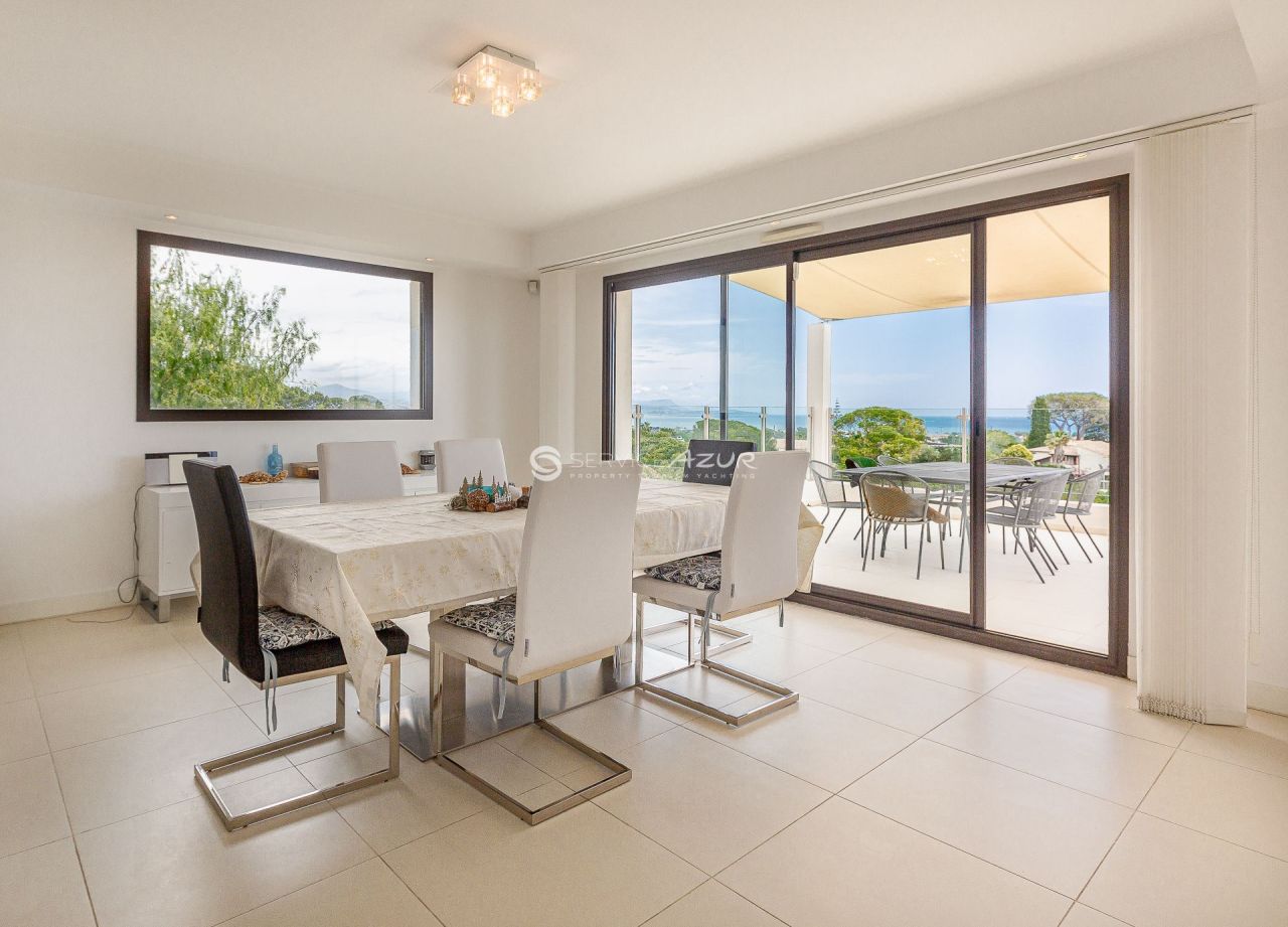 Villa à Antibes, France, 240 m² - image 14