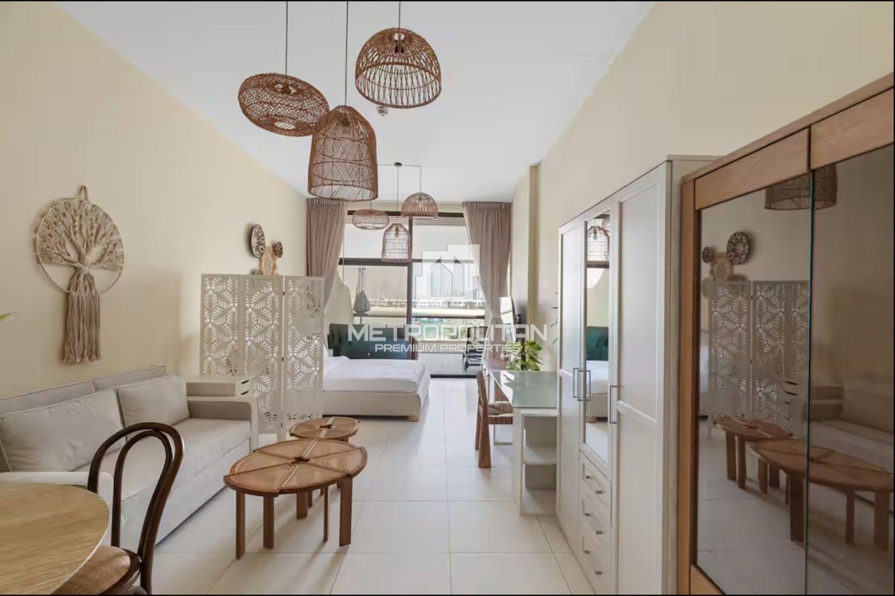 Apartamento en Dubái, EAU, 56 m² - imagen 1