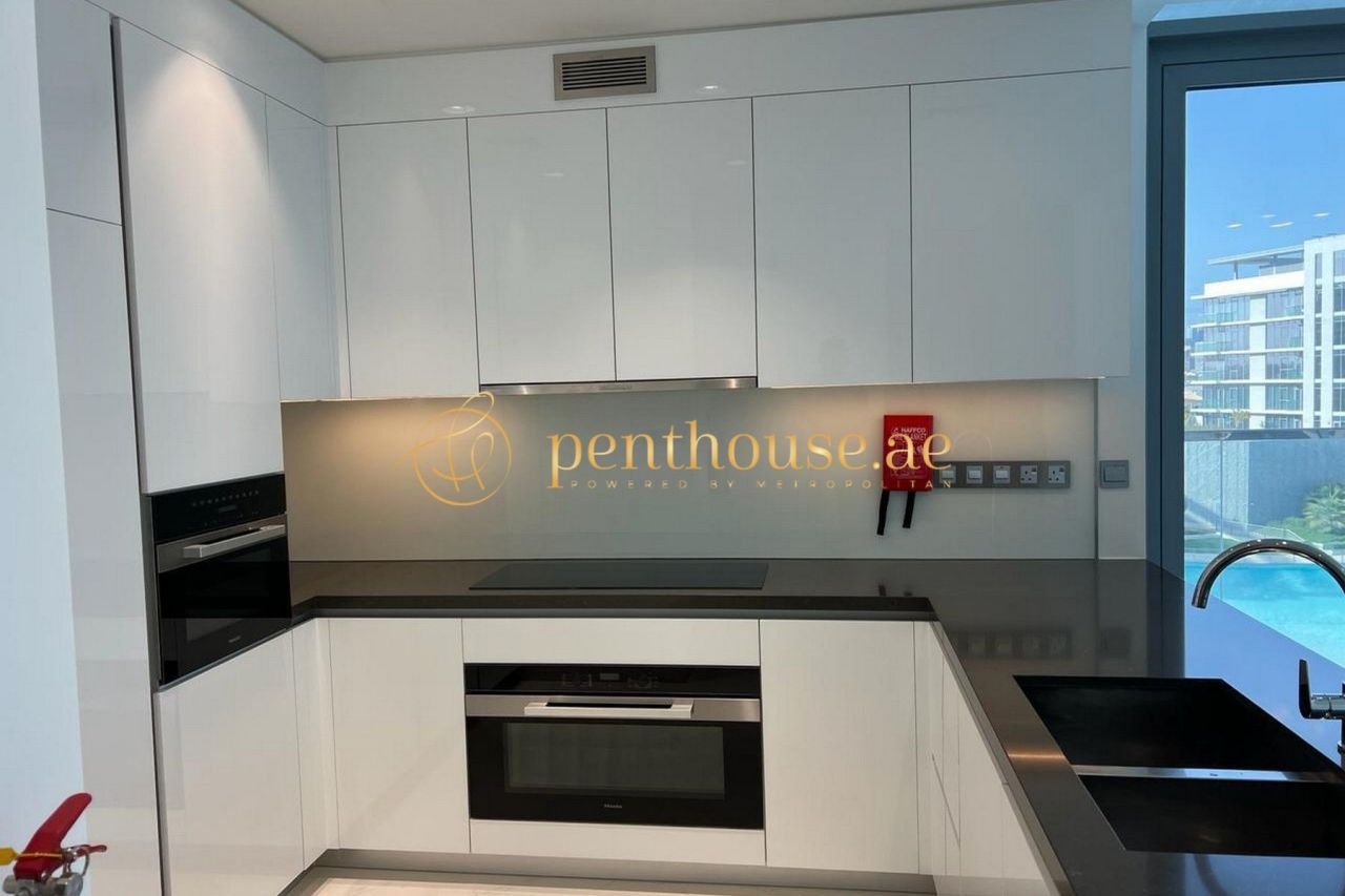 Apartment in Dubai, UAE, 154 m² - picture 4