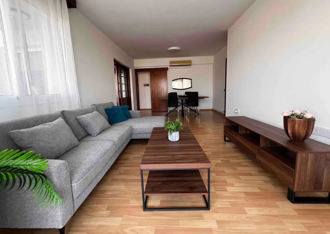 Apartment in Mesa Geitonia, Cyprus, 145 m² - picture 1