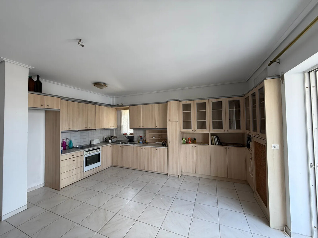 Piso en Atenas, Grecia, 70 m² - imagen 1