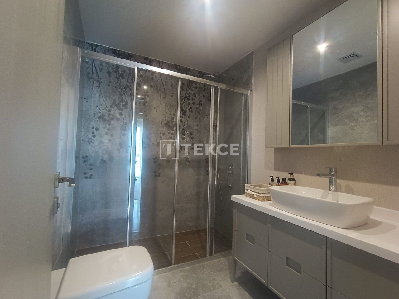 Apartamento en Estambul, Turquia, 197 m² - imagen 17
