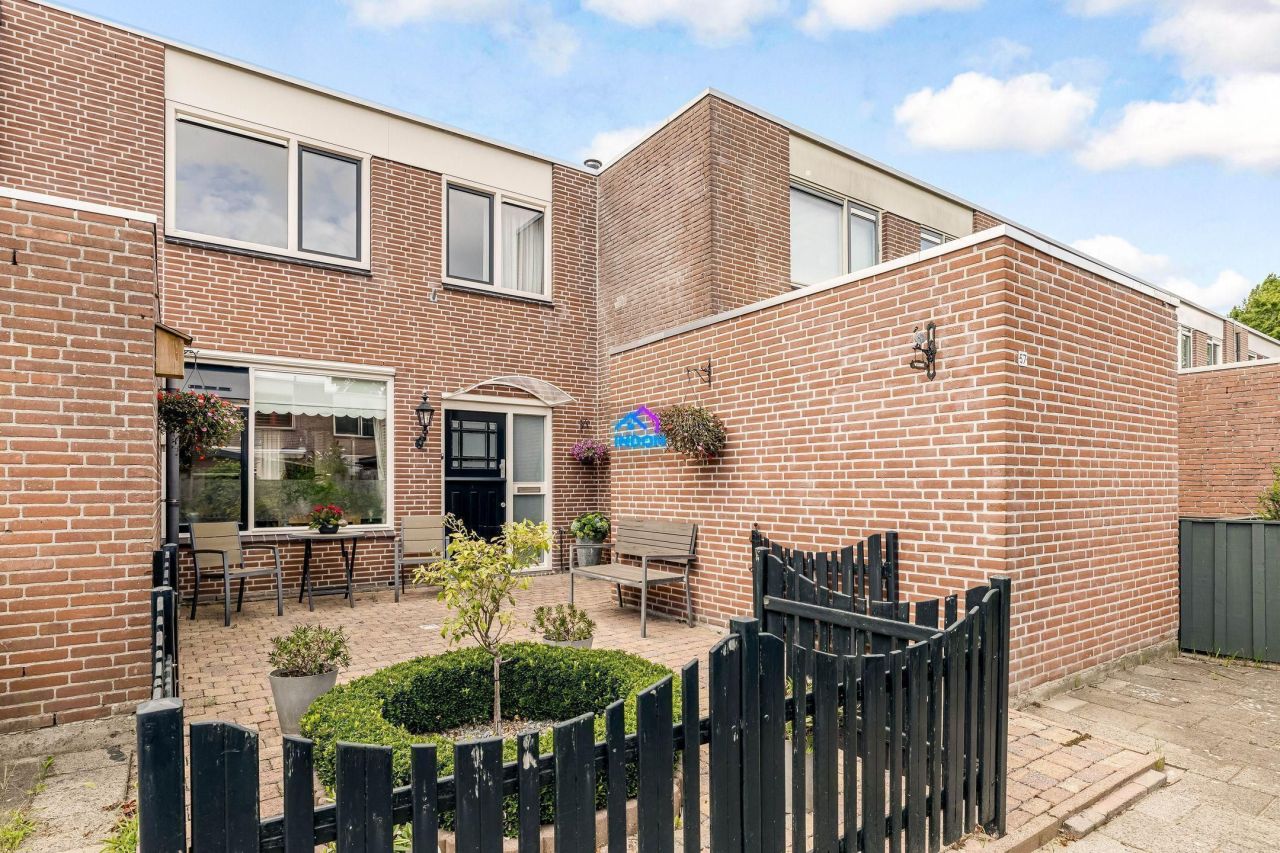 Casa Almere, Países Bajos, 115 m² - imagen 1