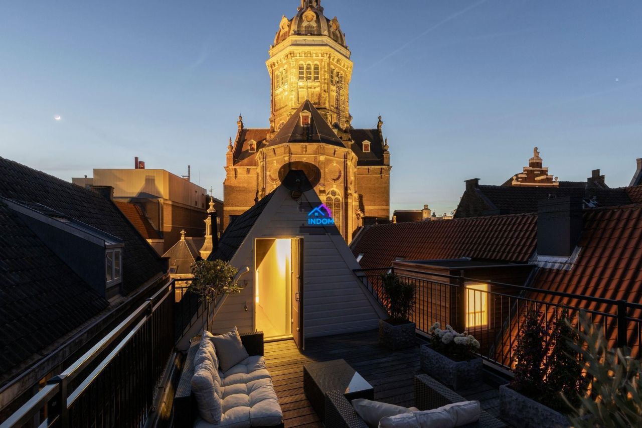 Apartamento en Ámsterdam, Países Bajos, 140 m² - imagen 1