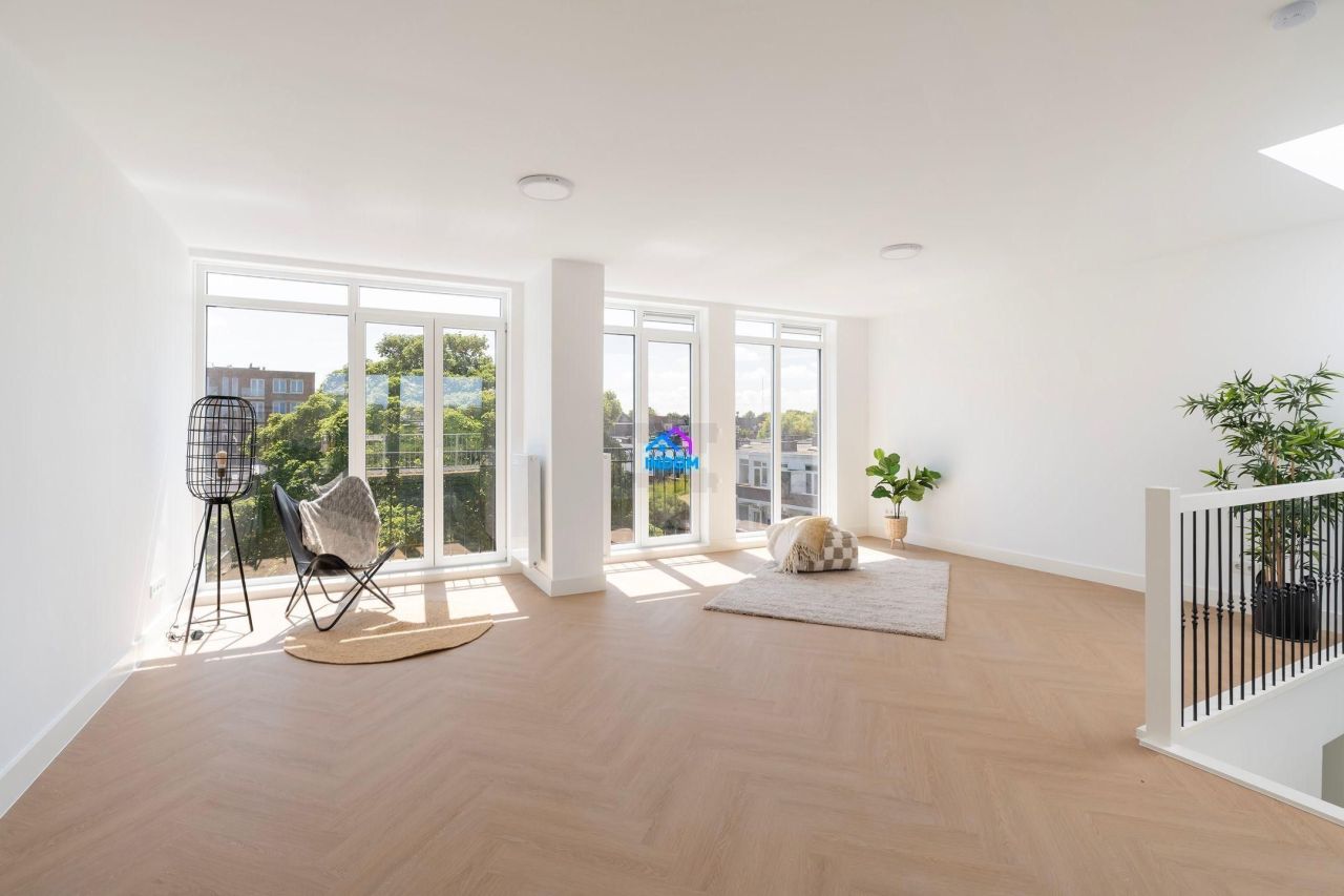Apartamento en La Haya, Países Bajos, 132 m² - imagen 1