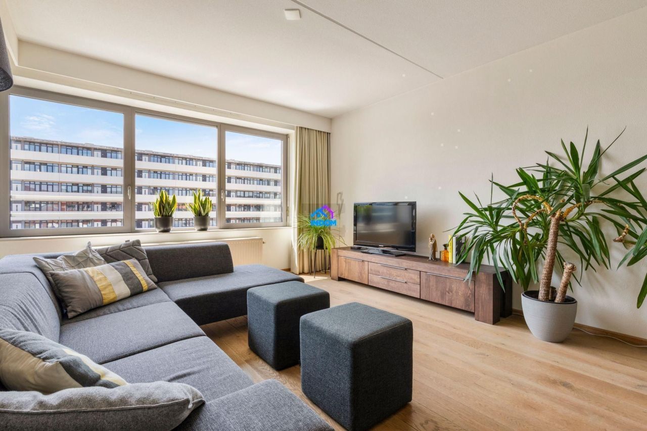 Apartment in Amsterdam, Netherlands, 86 m² - picture 1