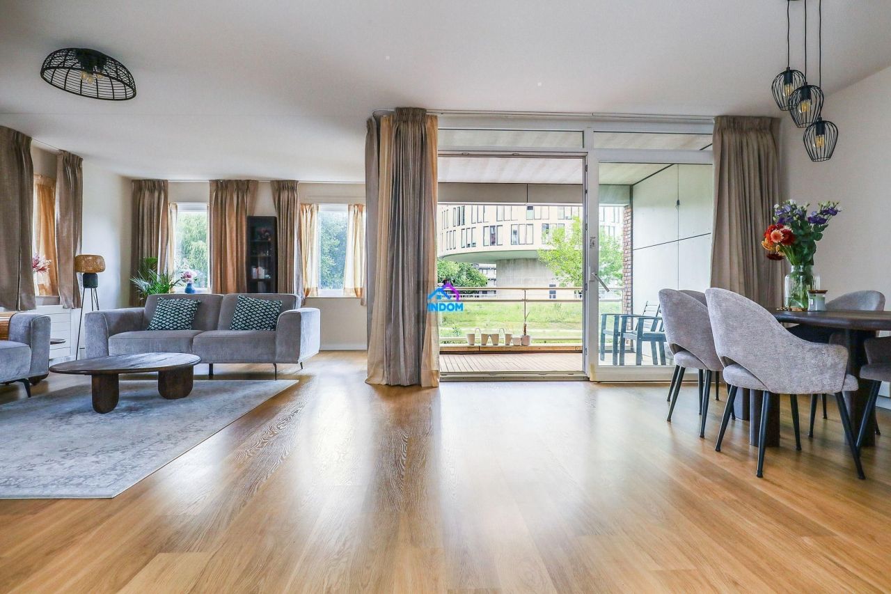 Apartamento en Ámsterdam, Países Bajos, 128 m² - imagen 2