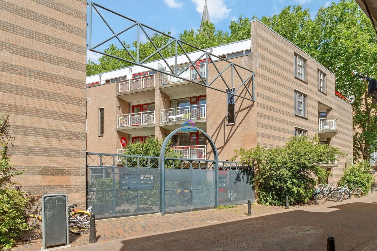 Apartment in Utrecht, Netherlands, 52 m² - picture 2