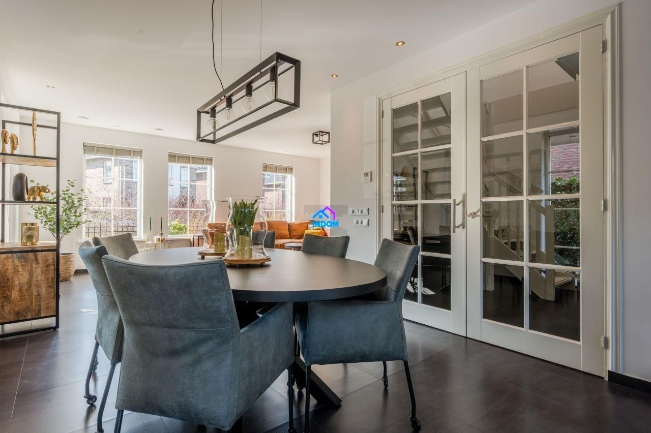 House Hofddorp, Netherlands, 179 m² - picture 3