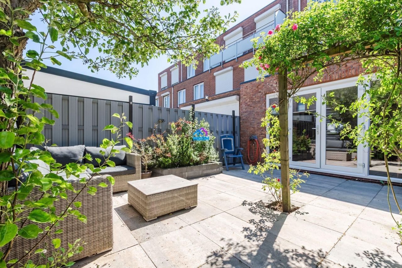 Appartement à Amsterdam, Pays-Bas, 141 m² - image 3