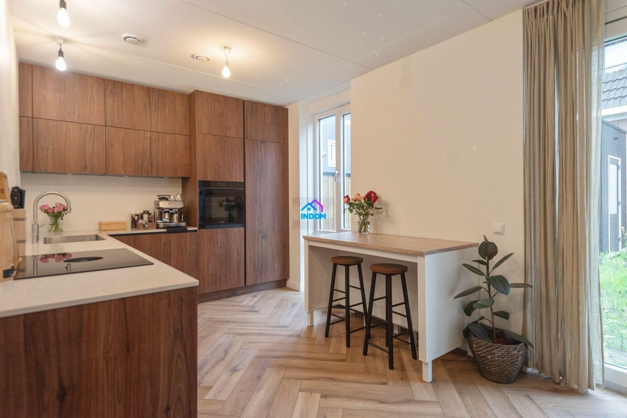 Casa a Zaandam, Paesi Bassi, 124 m² - foto 3