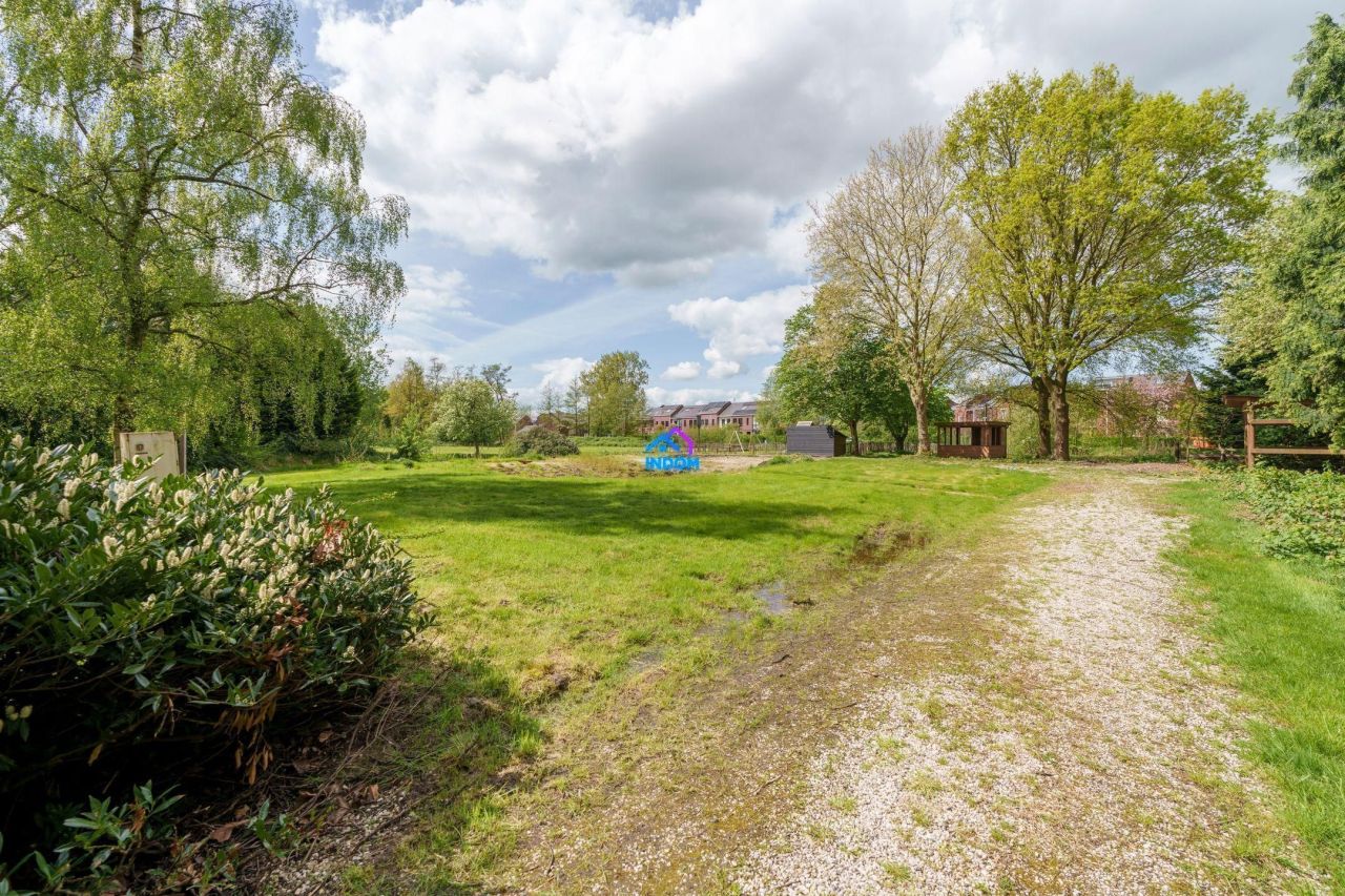 Land in Utrecht, Netherlands, 394 m² - picture 4