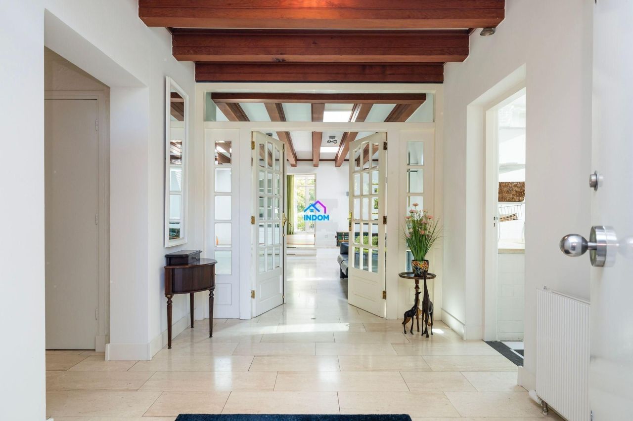 Villa en Utrecht, Países Bajos, 353 m² - imagen 5