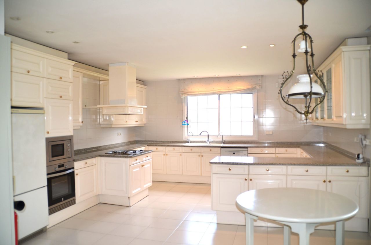 Villa Barselona. Okrestnosti, Espagne, 1 424 m² - image 5