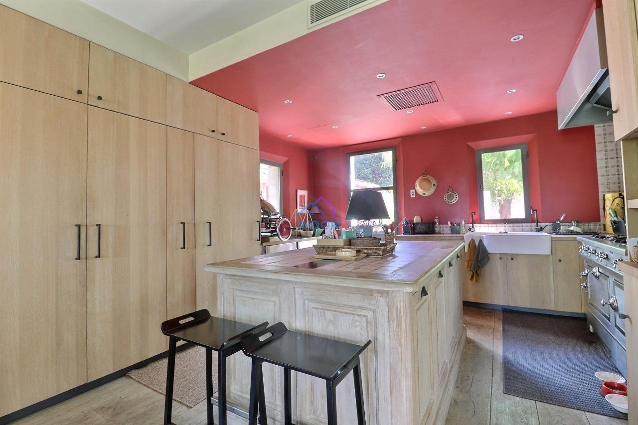 Villa en Saint-Tropez, Francia, 385 m² - imagen 6