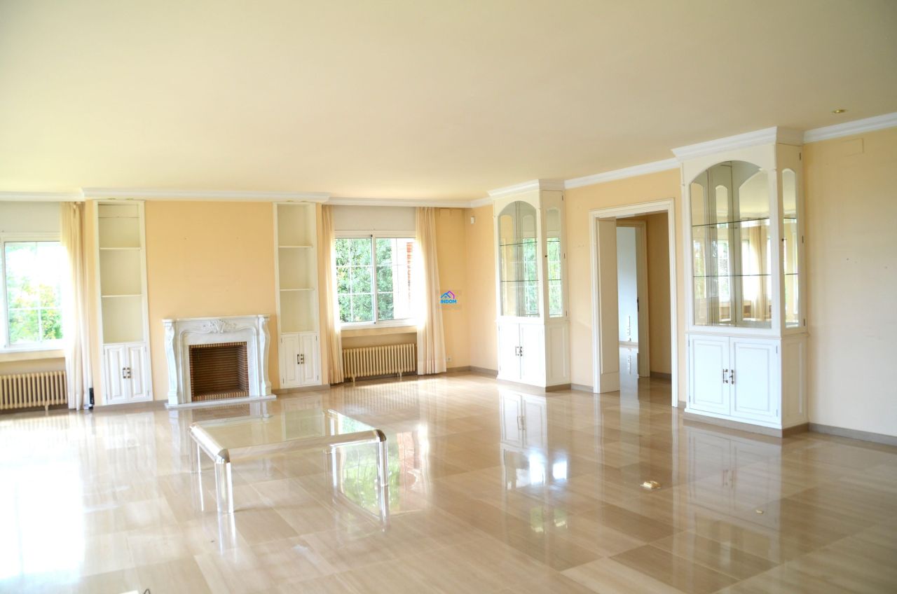 Villa Barselona. Okrestnosti, Espagne, 1 424 m² - image 6