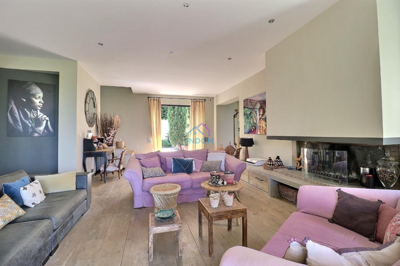 Villa en Saint-Tropez, Francia, 385 m² - imagen 9