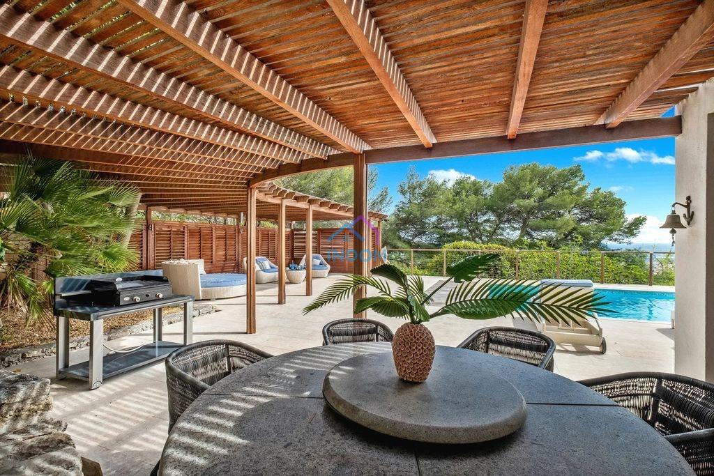 Villa in Cannes, France, 870 m² - picture 10